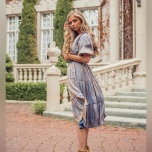 Jessakae Francis Flute dress size L - gently used